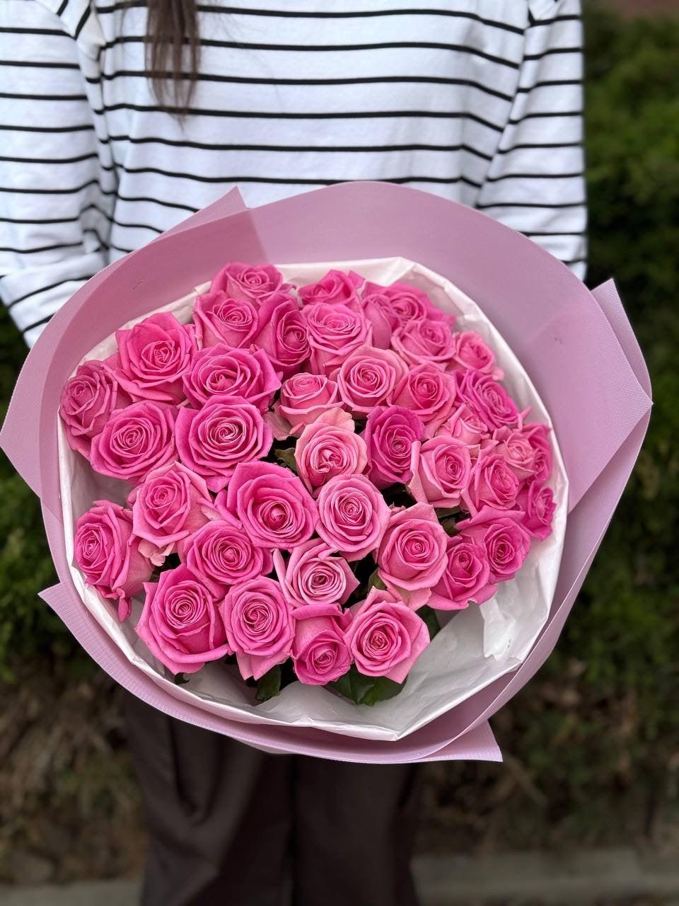 39 роз цвета морской волны