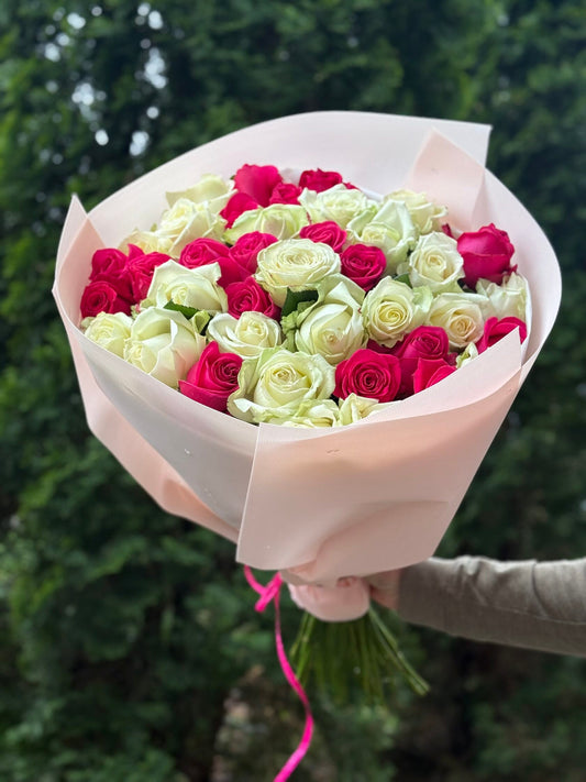 39 роз сортов Аваланш и Шери