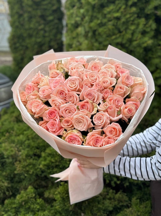 51 троянд сорт Кимберли