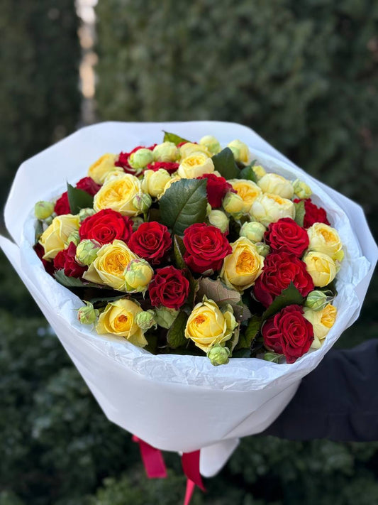 39 róż — El Toro i Piwonie