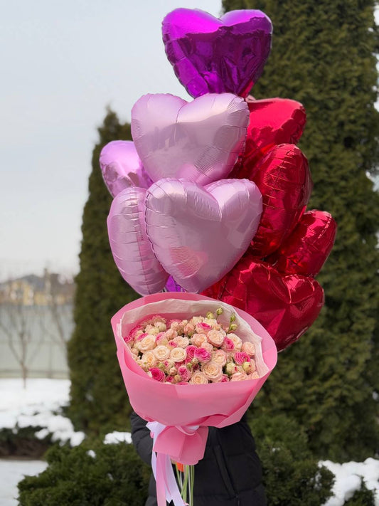39 роз (40 см) - Bombastic & Gelato + 10 фольгированных сердечек (новая упаковка)