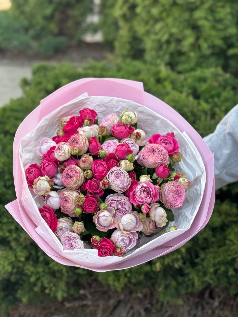 39 роз - Лаванда и Маджестик