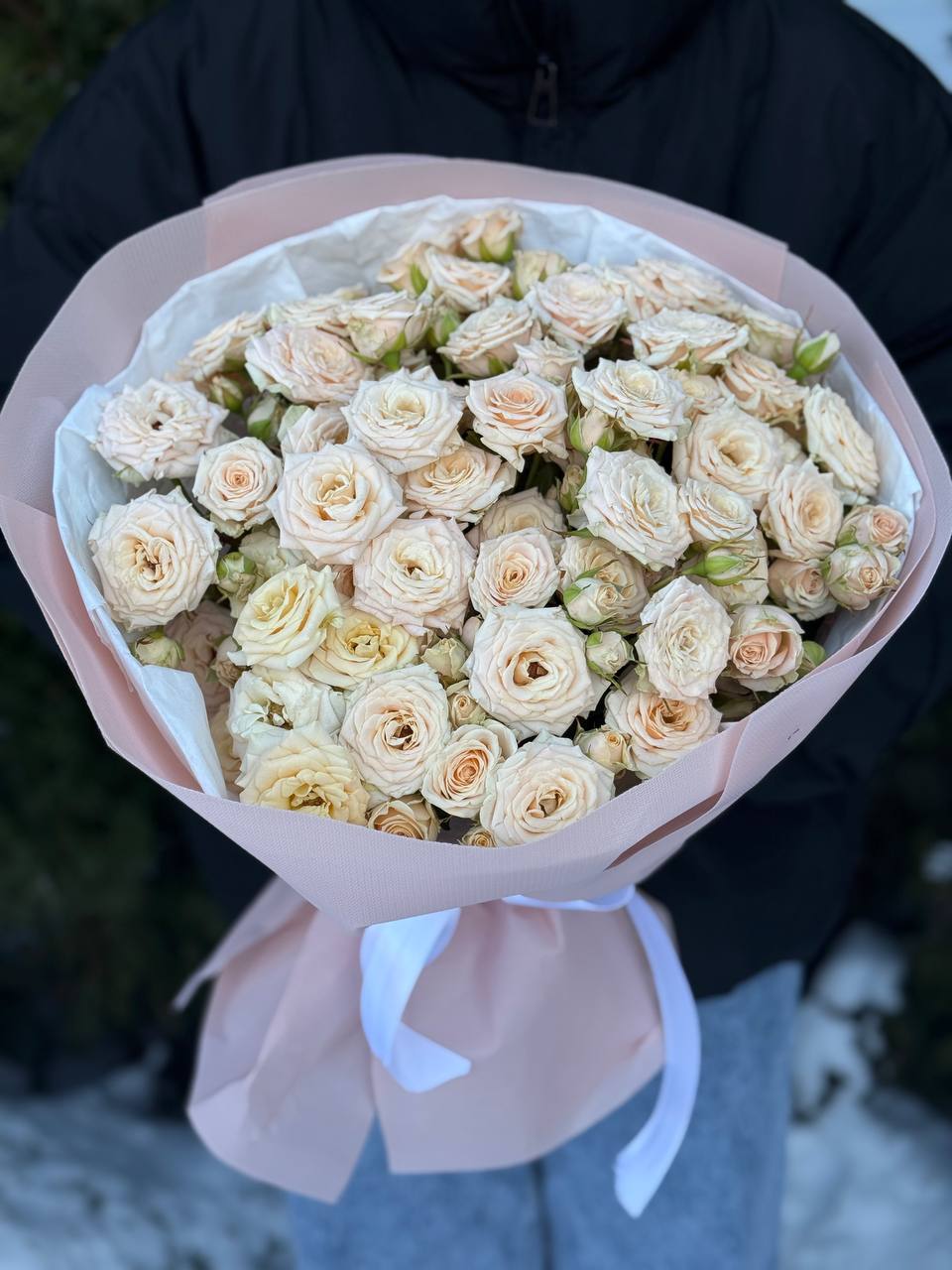 39 веток роз сорта Таня