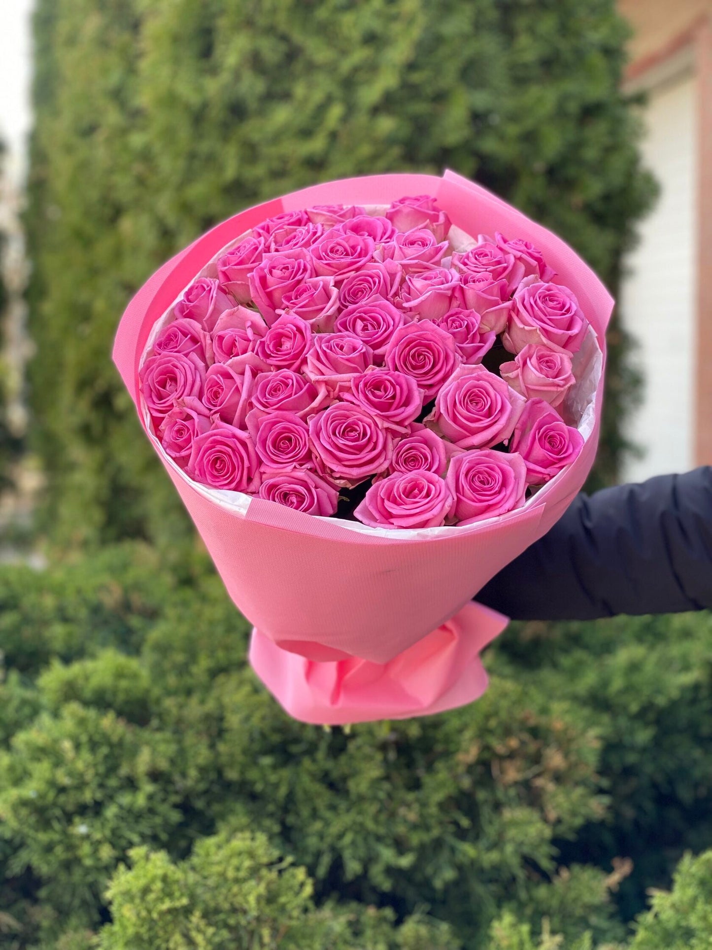 39 роз цвета морской волны