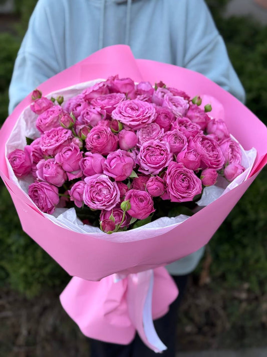 39 пионовидных веток роз сорта LavenderLace