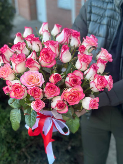 Hutschachtel Größe XL 39 Rosen (Sorte Jumilia)
